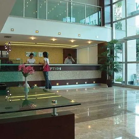 Otel Royal Garden 3*